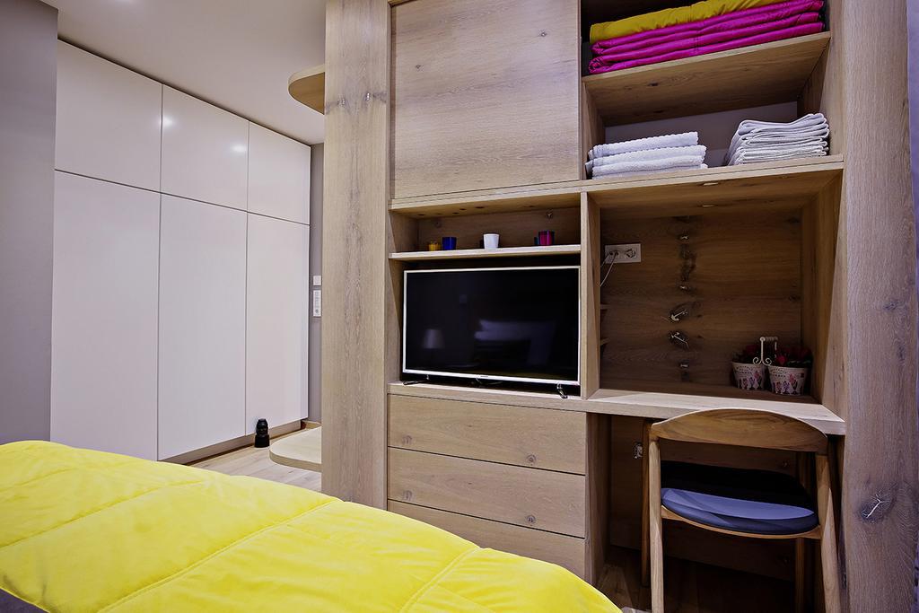 City Center Apartment Sarajevo Accross Bbi Shopping Mall ภายนอก รูปภาพ